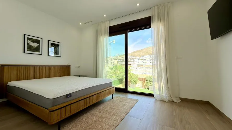 Villa de 5 dormitorios en Finestrat, España No. 1378 № 15