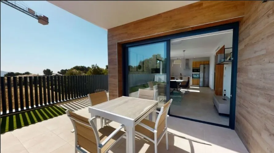 Villa de 3 dormitorios en La Nucia, España No. 1044 № 2