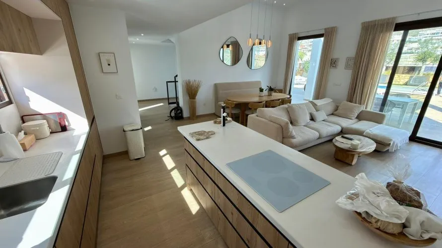 Villa de 5 dormitorios en Finestrat, España No. 1378 № 4