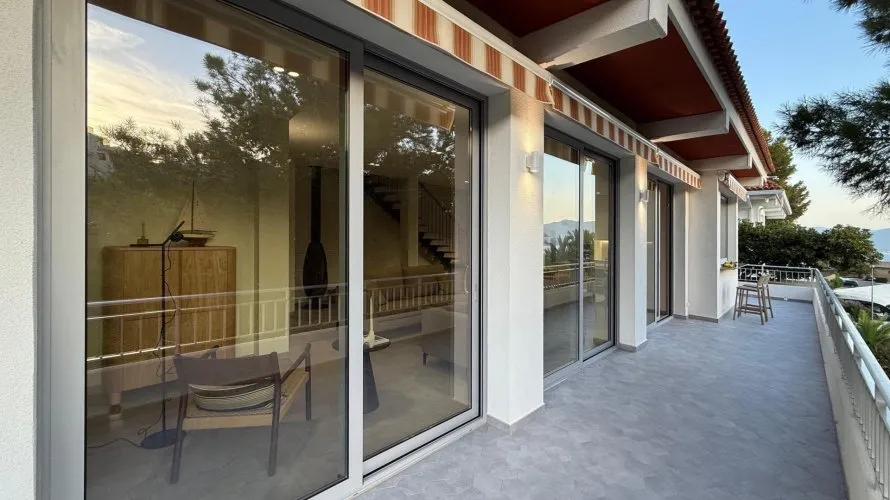 Villa de 5 dormitorios en Cullera, Spain No. 952