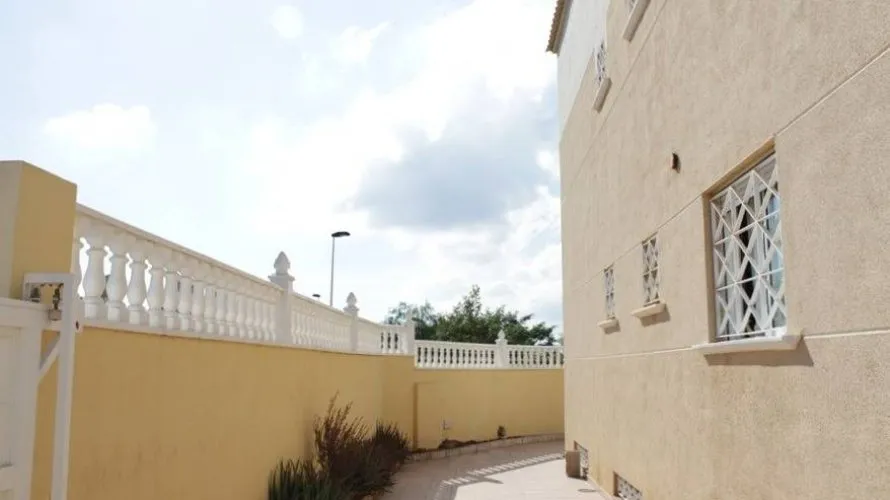 Apartamento de 6 dormitorios en Torrevieja, Spain No. 1318 № 26