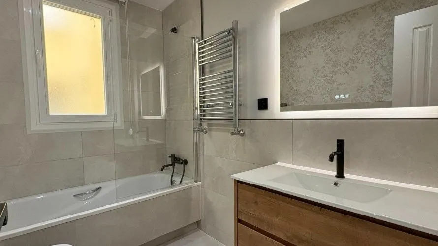 Apartamento de 2 dormitorios en Madrid, España No. 1376 № 21