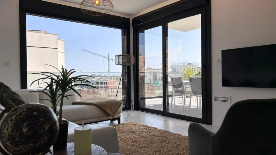 Villa de 3 dormitorios en Finestrat, España No. 1405 № 9