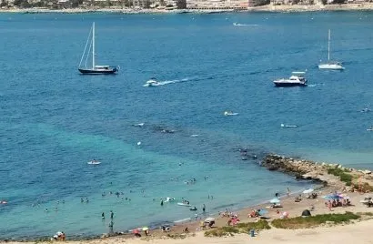 Apartamento de 4 dormitorios en Cabo De Las Huertas, España No. 1499
