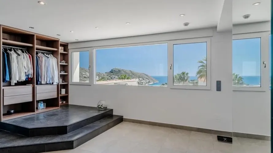 Villa de 247m² en Moraira, España No. 1569 № 9