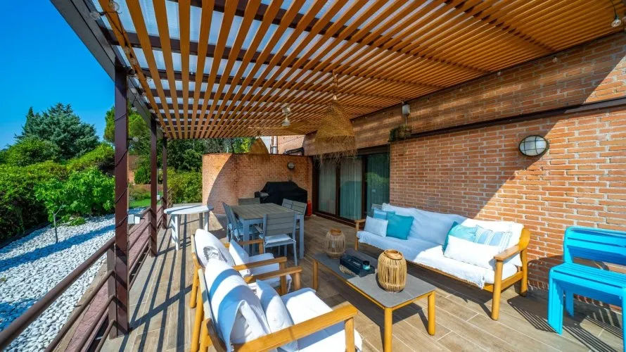 Apartamento de 8 dormitorios en Las Rozas de Madrid, España No. 1636 № 3