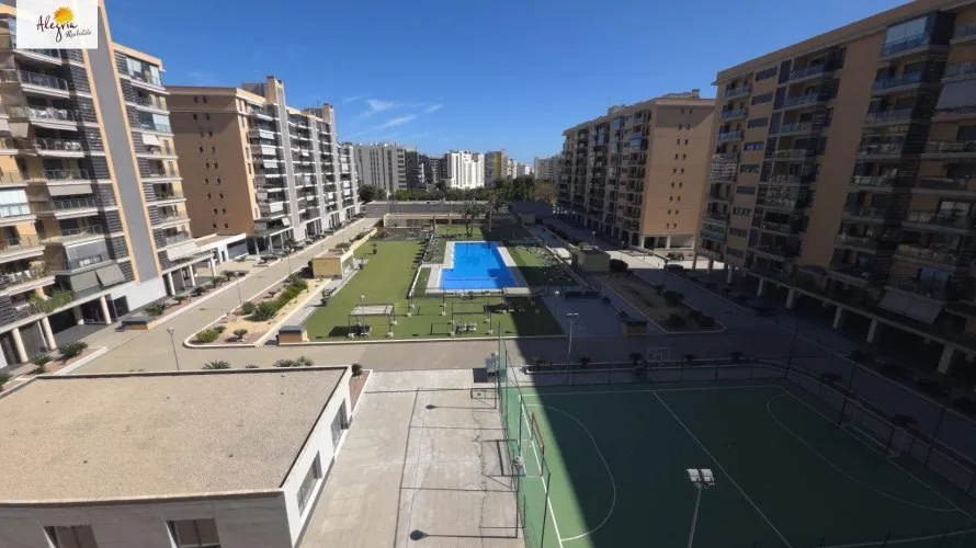 Apartamento de 3 dormitorios en Alicante, España No. 1646 № 25