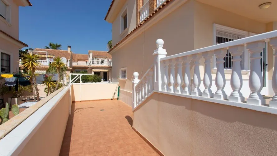 Villa de 180m² en Torrevieja, España No. 1587 № 21