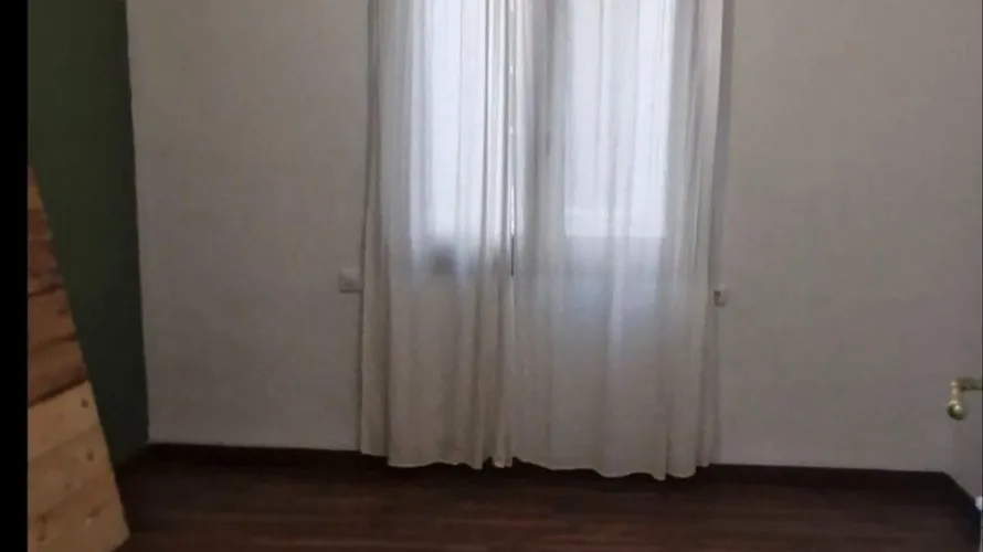 Apartamento de 4 dormitorios en Madrid, España No. 1600 № 1