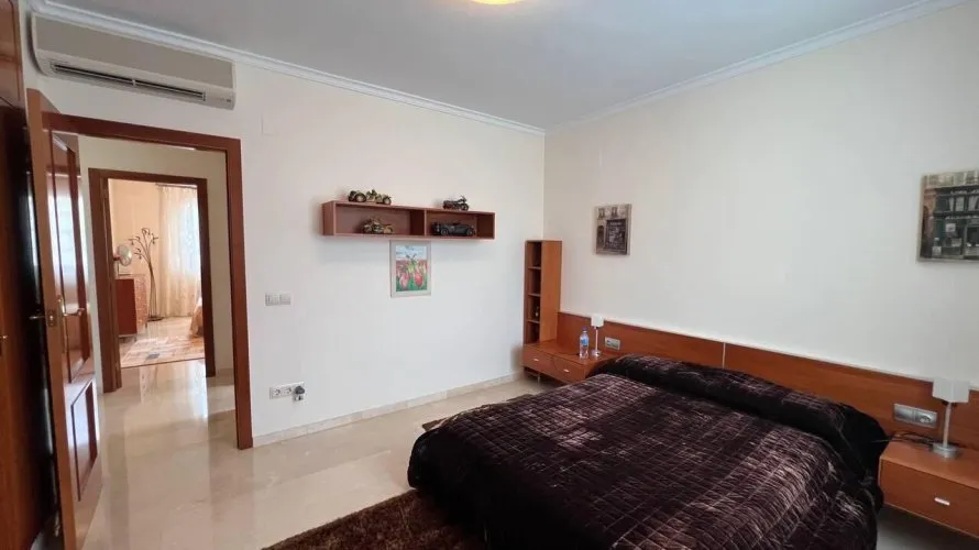 Villa de 5 dormitorios en Cullera, España No. 1568 № 11
