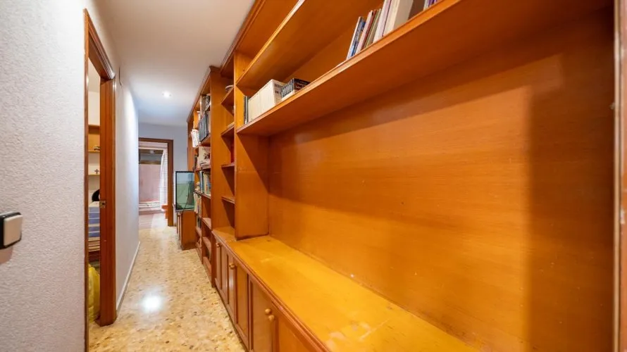 Apartamento de 1 dormitorio en Alicante, España No. 1647 № 2