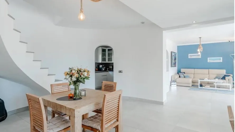 Villa de 247m² en Moraira, España No. 1569 № 15
