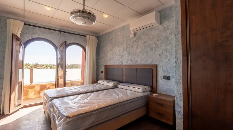 Villa de 624m² en La Zenia, España No. 1667 № 11
