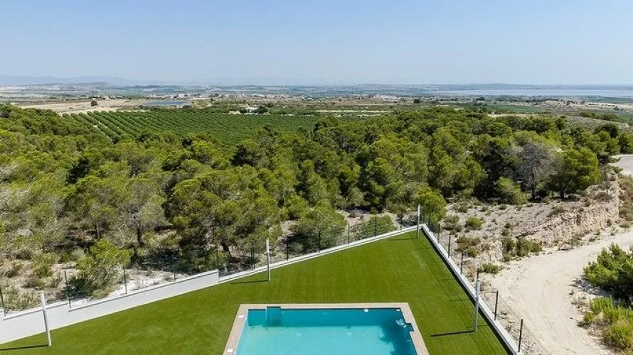 Bungalow de 3 dormitorios en San Miguel de Salinas, España No. 1694 № 18