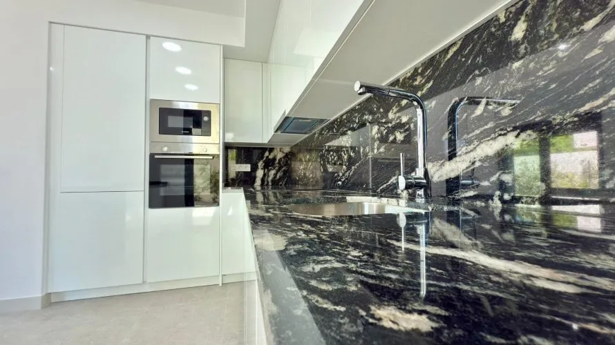 Villa de 4 dormitorios en Mutxamel, España No. 1690 № 25
