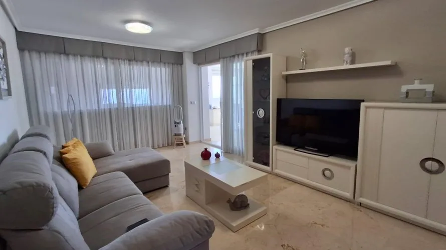 Apartamento de 136m² en Benidorm, España No. 1684 № 21