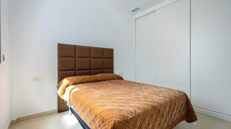 Apartamento de 129m² en Torrevieja, España No. 1669 № 3