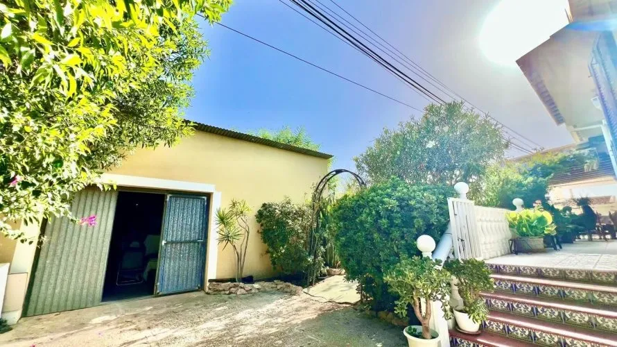 Villa de 3 dormitorios en Daya Vieja, España No. 1705 № 12