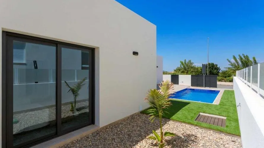 Villa de 3 dormitorios en Daya Nueva, España No. 1728 № 25