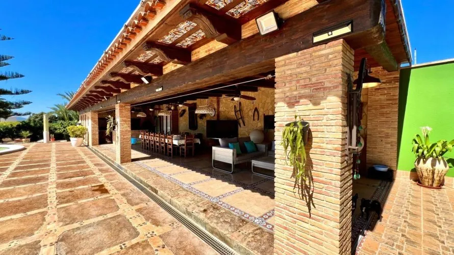 Villa de 4 dormitorios en Almoradí, España No. 1735 № 18