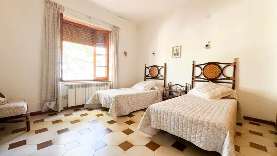 Villa de 330m² en Calasparra, España No. 1748 № 1