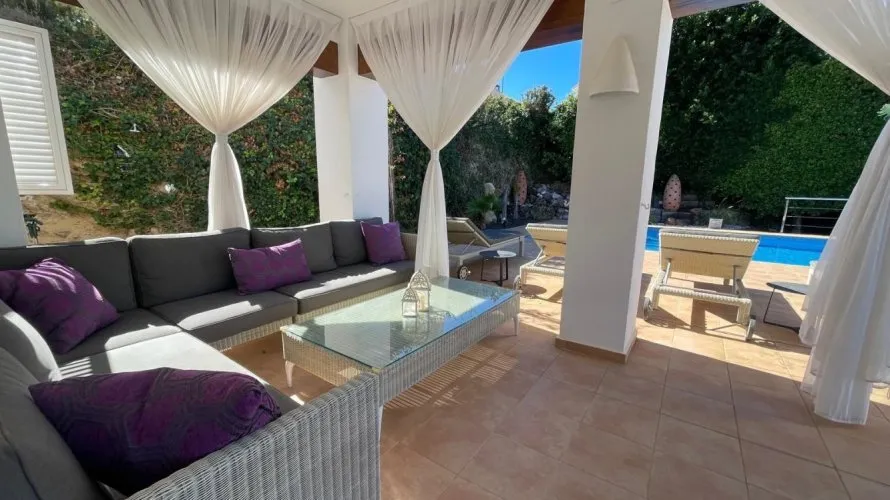 Villa de 229m² en Moraira, España No. 1749 № 17