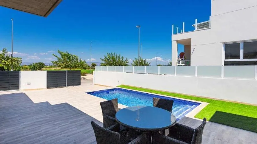Villa de 3 dormitorios en Daya Nueva, España No. 1728 № 23