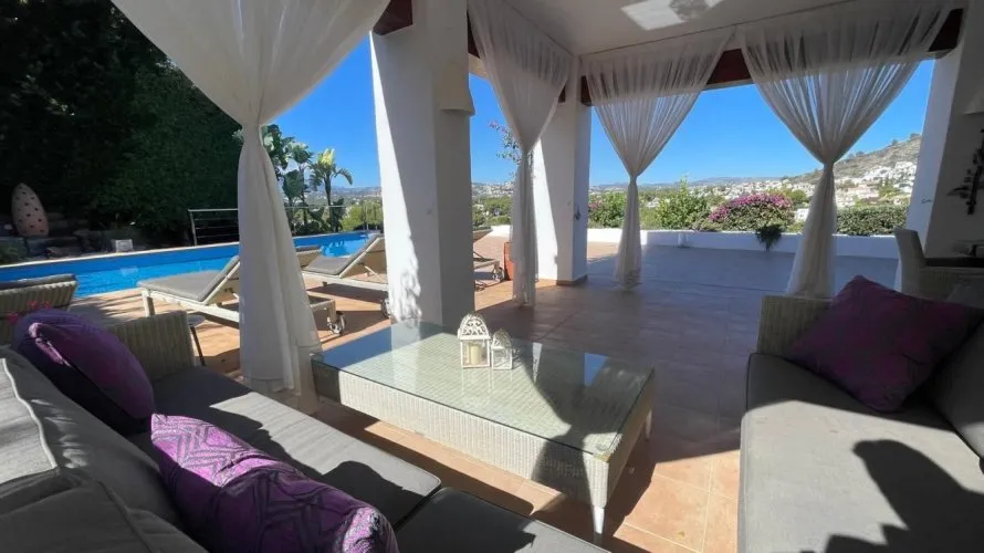 Villa de 229m² en Moraira, España No. 1749 № 11