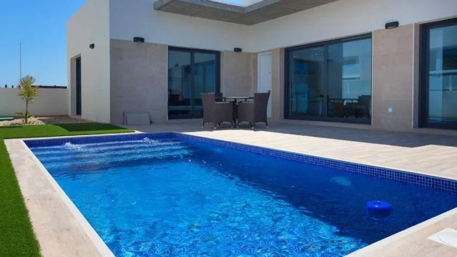 Villa de 3 dormitorios en Daya Nueva, España No. 1728 № 10