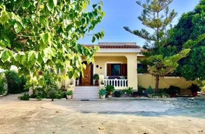 Villa de 3 dormitorios en Daya Vieja, España No. 1705