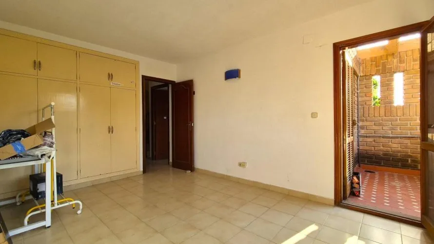 Сasa de 4 dormitorios en San Juan, España No. 1742 № 15