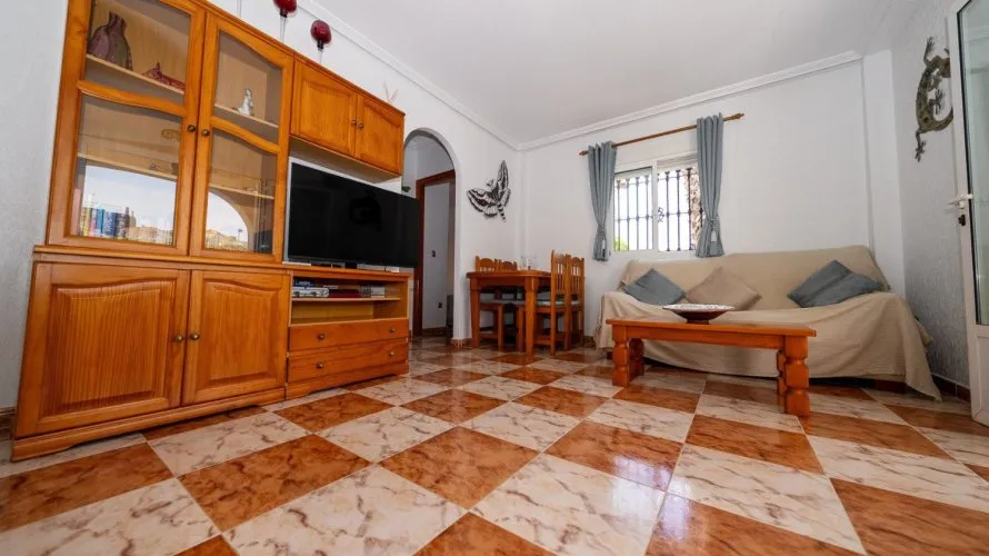 Villa de 96m² en La Zenia, España No. 1744 № 14