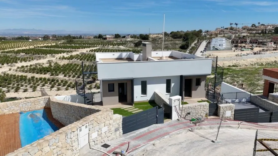 Villa de 6 dormitorios en Algorfa, España No. 1745 № 15
