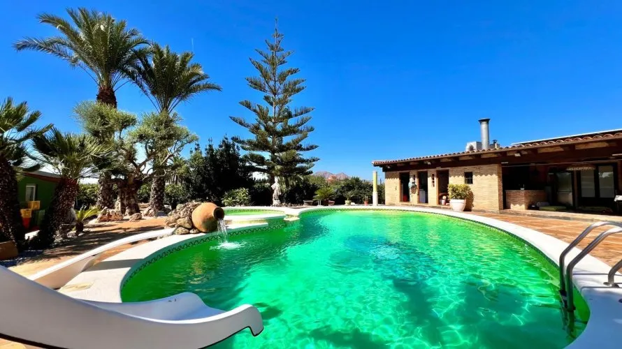 Villa de 4 dormitorios en Almoradí, España No. 1735 № 22
