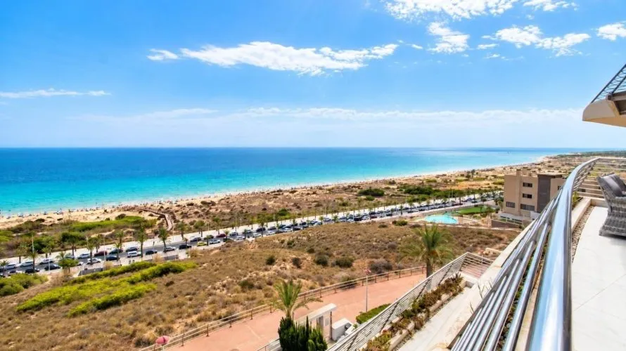 Apartamento de 153m² en Los Arenales Del Sol, España No. 1786 № 26