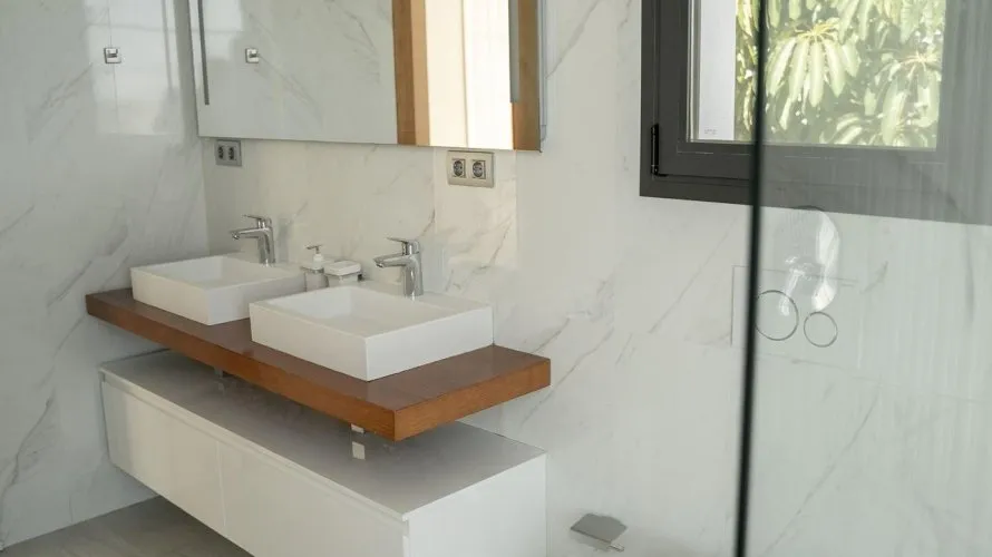 Villa de 4 dormitorios en Finestrat, España No. 1769 № 8