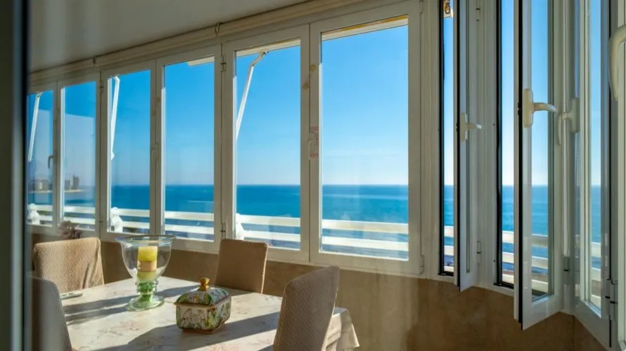 Apartamento de 3 dormitorios en El Campello, España No. 1752 № 3