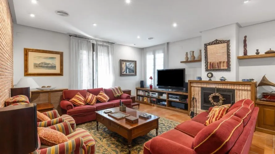 Villa de 720m² en La Veleta, España No. 1779 № 22