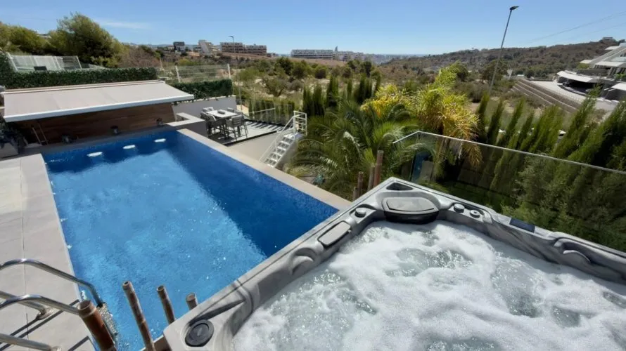 Villa de 3 dormitorios en Finestrat, España No. 1793 № 6