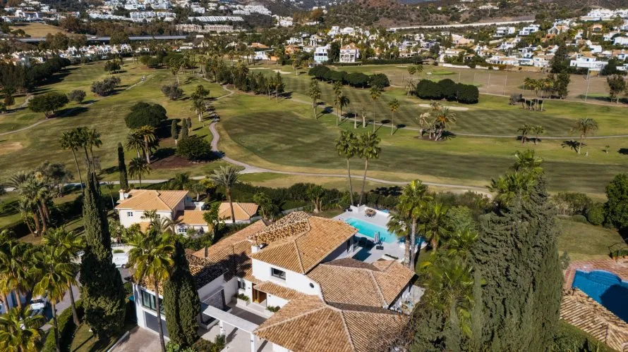 Villa de 5 chambres à Nueva Andalucia, Spain No. 160 № 11