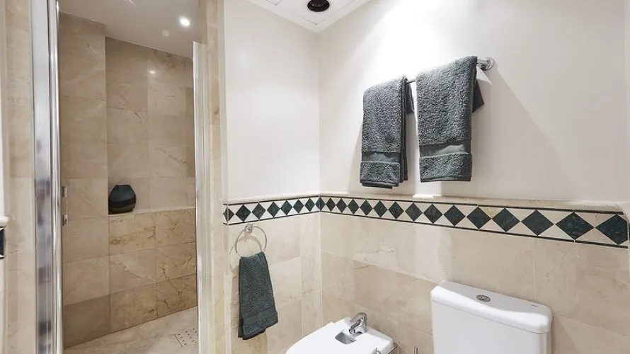 Apartment de 2 chambres à Marbella, Spain No. 549 № 28