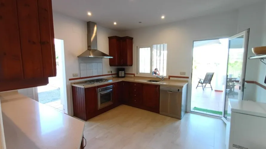 Villa de 5 chambres à Sotogrande, Spain No. 292 № 24
