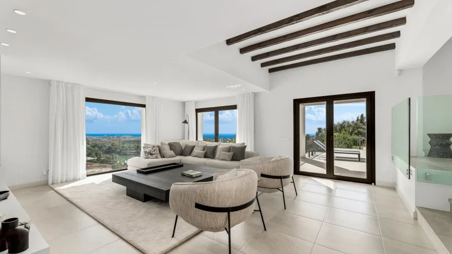 Villa de 5 chambres à Estepona, Spain No. 357 № 19