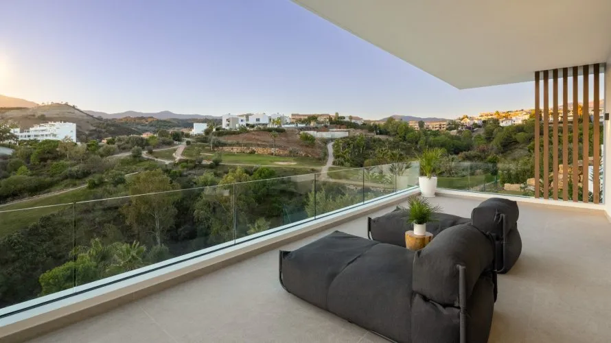 Villa de 5 chambres à Estepona, Spain No. 333 № 16