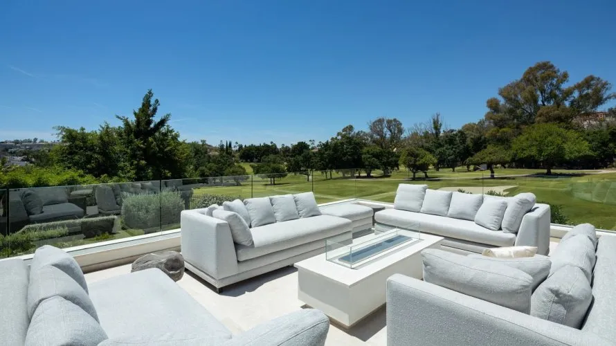 Villa de 5 chambres à Nueva Andalucia, Spain No. 402 № 20