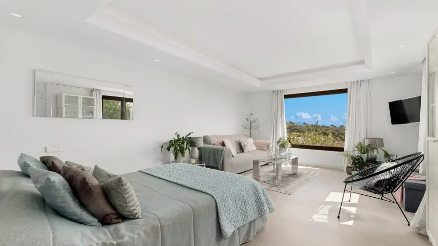 Villa de 5 chambres à Estepona, Spain No. 357 № 14