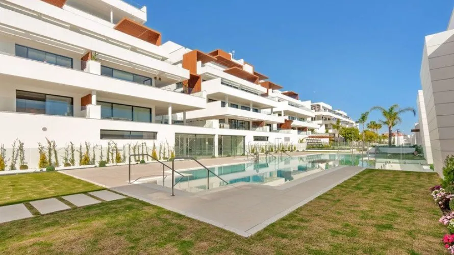 Apartment de 3 chambres à Estepona, Spain No. 274 № 14