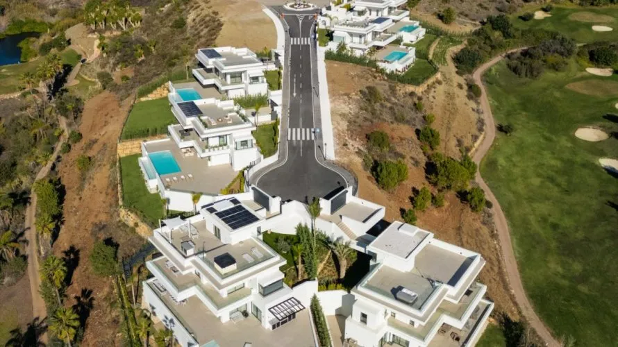 Villa de 5 chambres à Estepona, Spain No. 333 № 22
