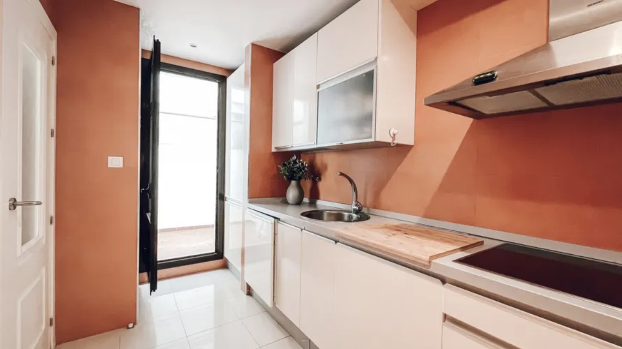 Apartment de 2 chambres à Marbella, Spain No. 590 № 15