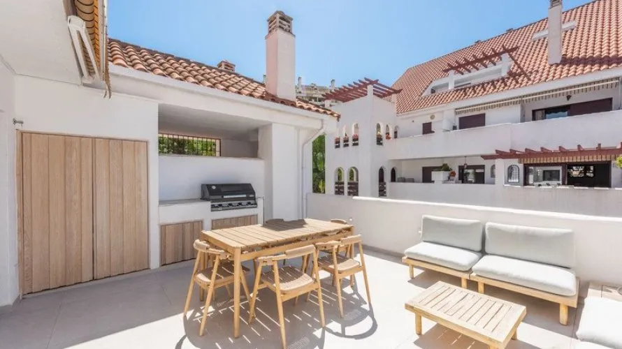 Duplex de 3 chambres à Nueva Andalucia, Spain No. 416